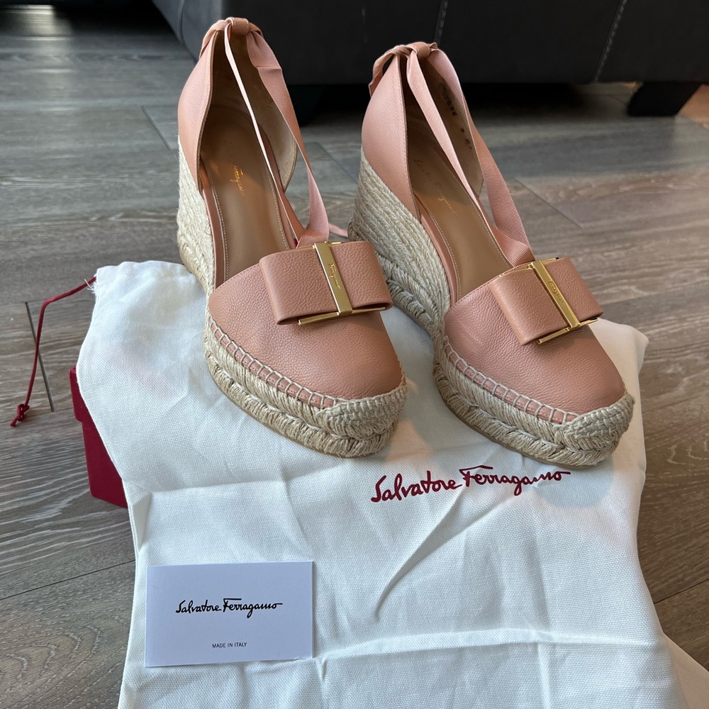 Salvatore Ferragamo Shoes - Geranio 8 cm